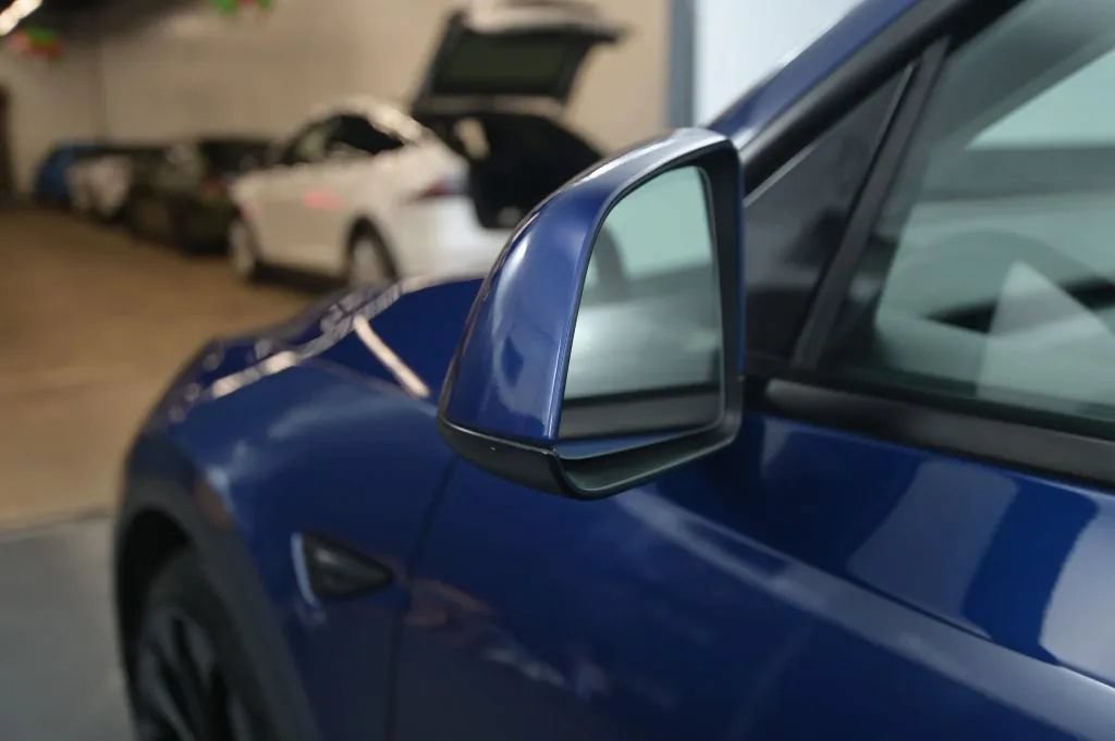 Used 2022 Tesla Model Y Performance AWD/4WD image 13