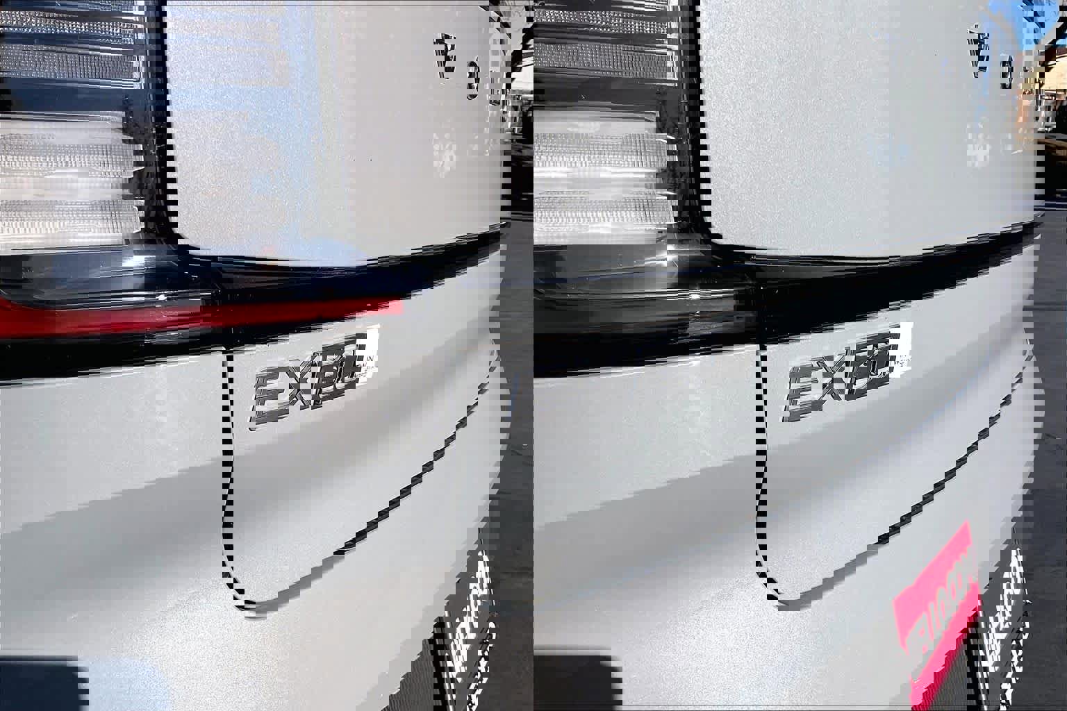 New 2025 Volvo EX30 Ultra w/ Protection Package Premier image 26