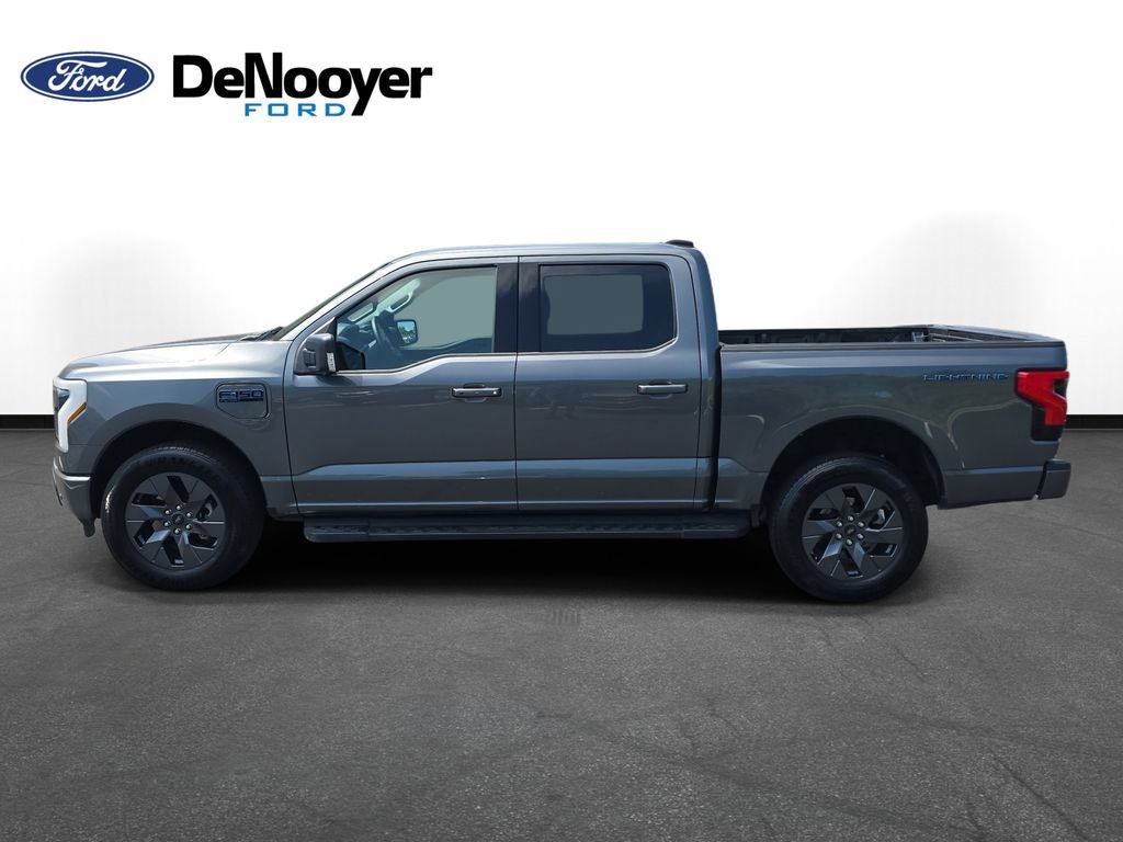 Used 2025 Ford F150 Lightning Flash AWD/4WD image 9