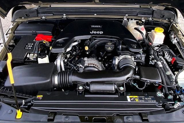 Used 2020 Jeep Gladiator Mojave AWD/4WD image 25