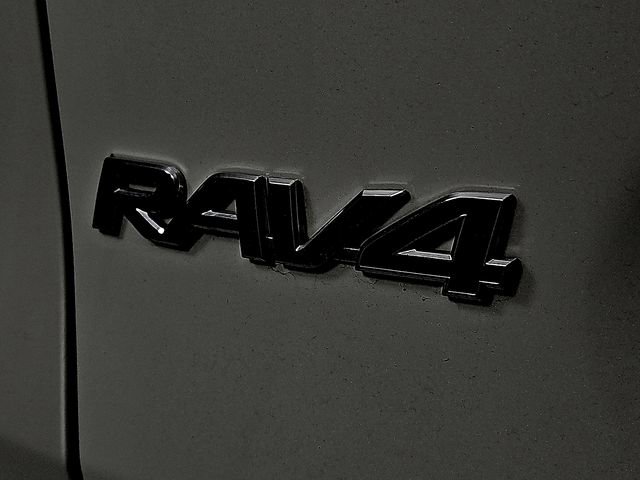 Used 2024 Toyota RAV4 XSE image 32