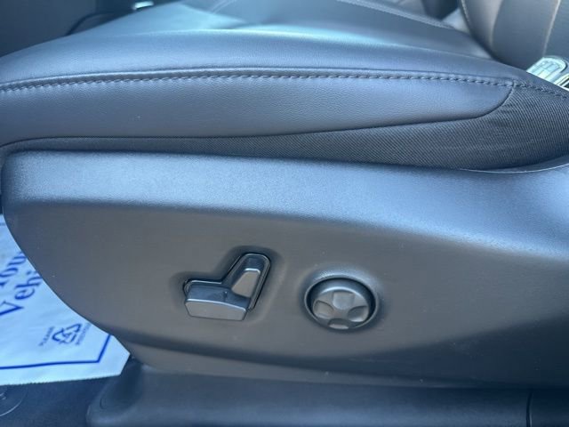 New 2026 Chrysler Pacifica Select image 16