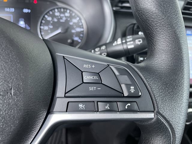 Used 2023 Nissan Kicks SV image 29