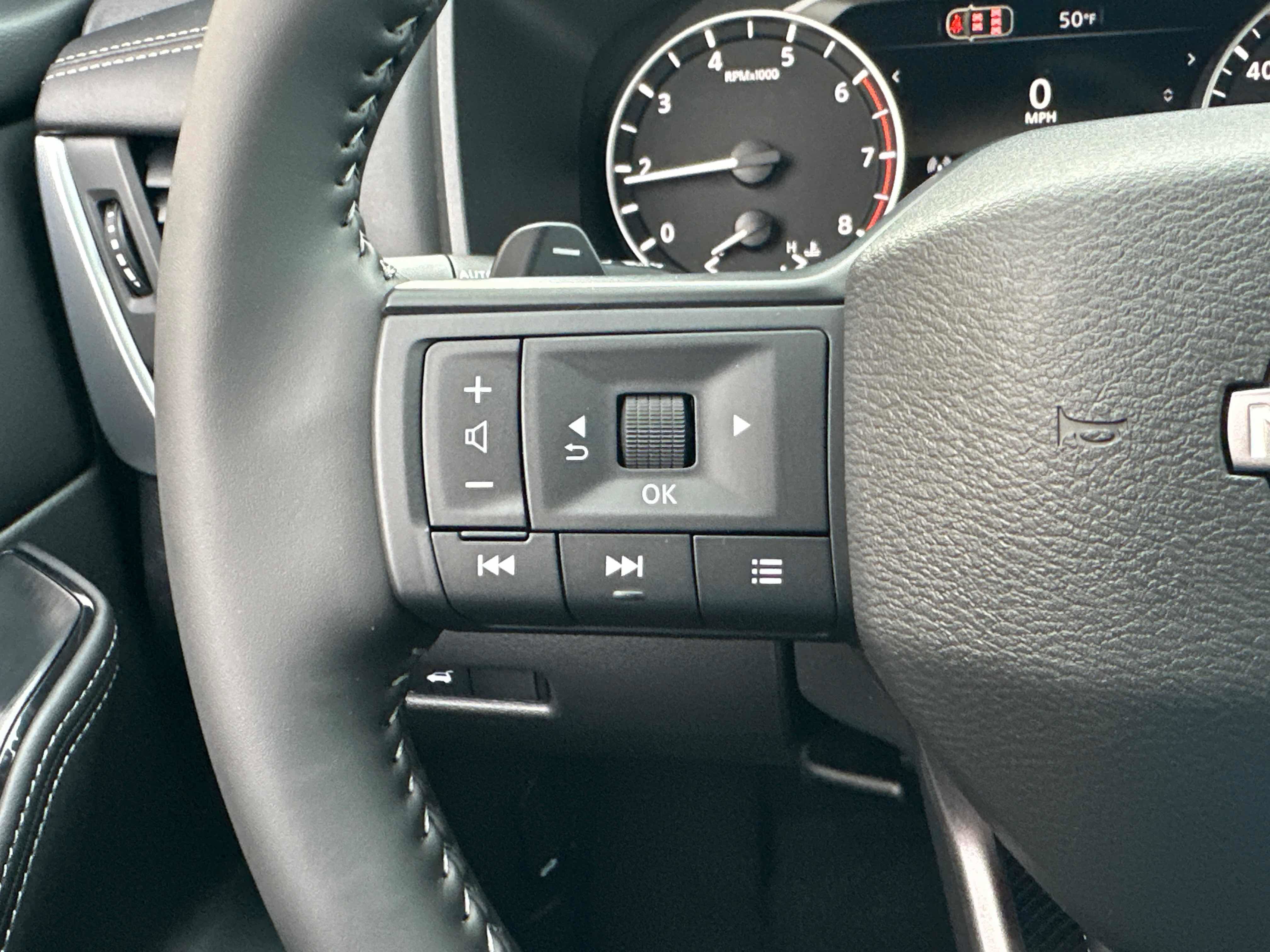 New 2026 Nissan Rogue SV AWD/4WD image 38