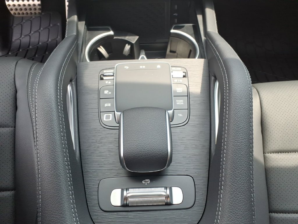 New 2026 Mercedes-Benz GLS 450 4MATIC image 24