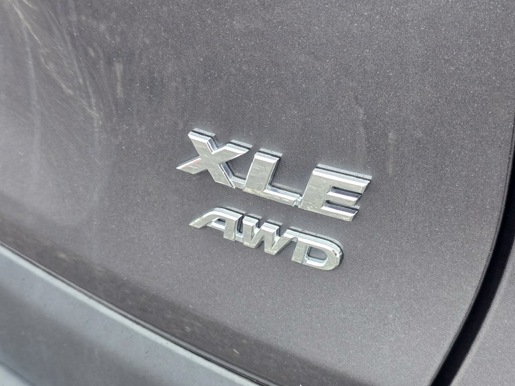 Certified 2025 Toyota RAV4 XLE AWD/4WD image 17