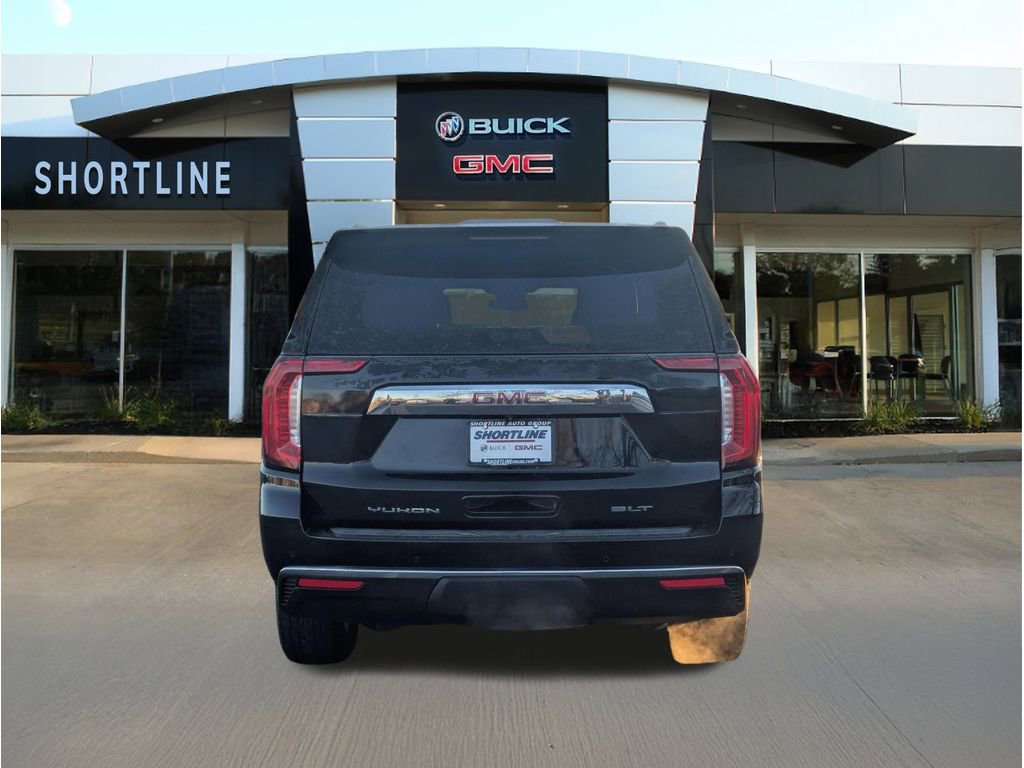 Used 2024 GMC Yukon SLT AWD/4WD image 4