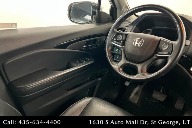 Used 2019 Honda Pilot Touring image 11