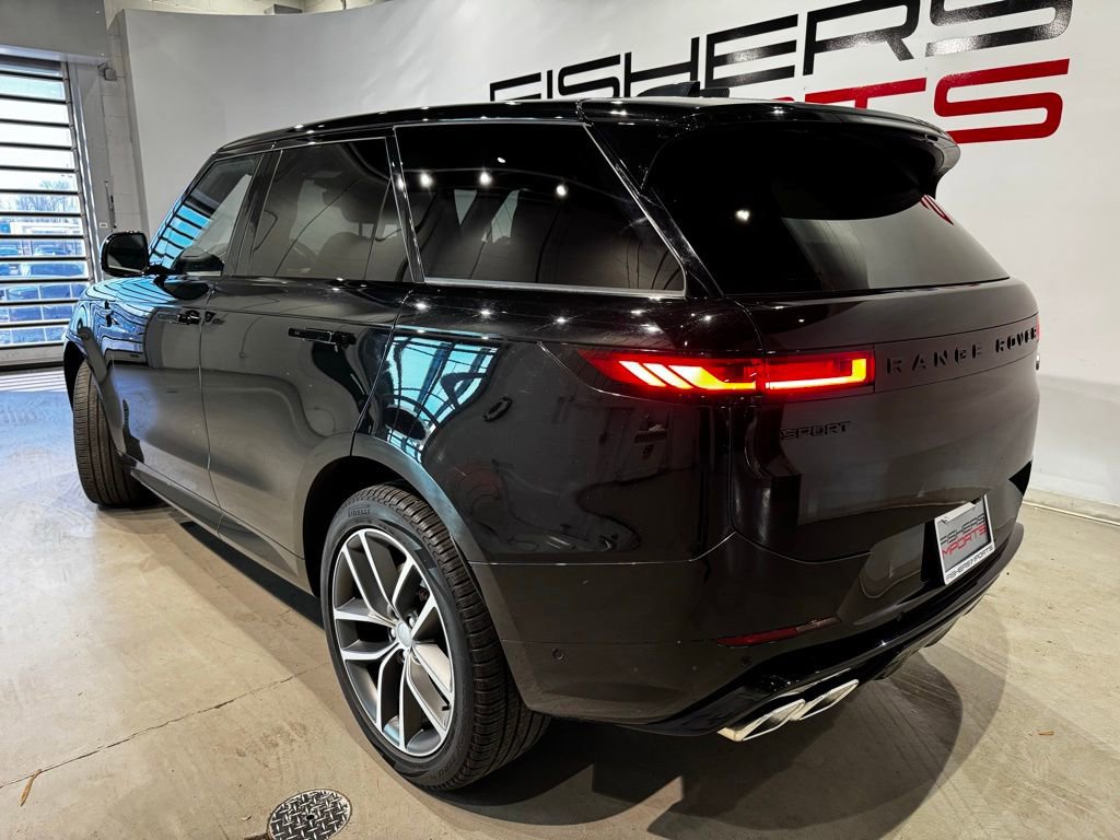 Used 2023 Land Rover Range Rover Sport First Edition image 5