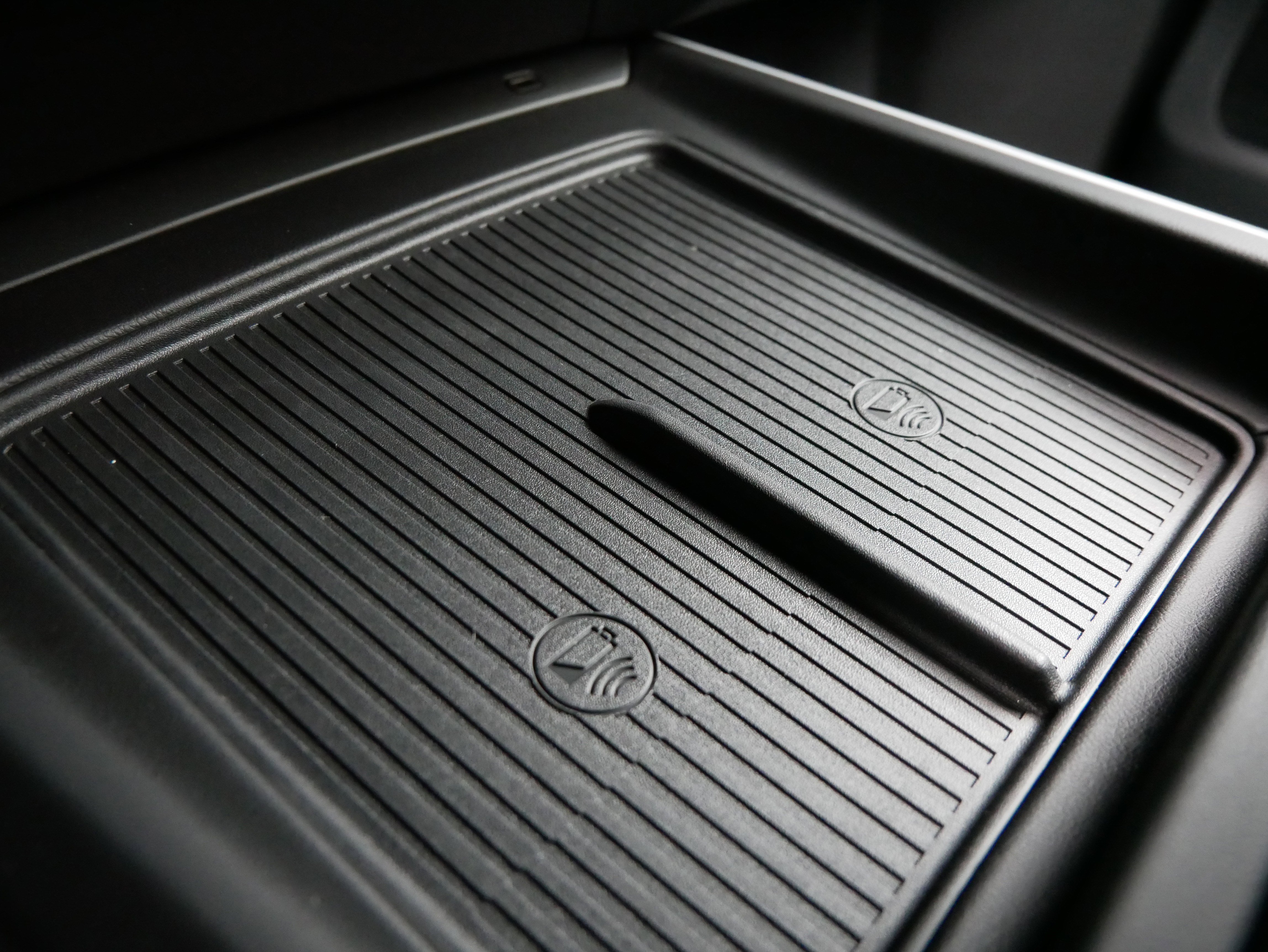 New 2026 Cadillac Vistiq Sport w/ LPO, Floor Liner Package image 27