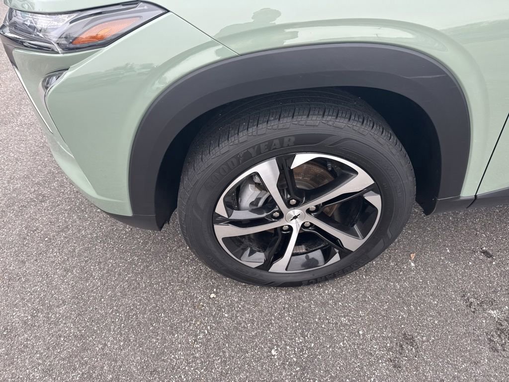 Used 2024 Chevrolet Trax RS w/ Driver Confidence Package image 8