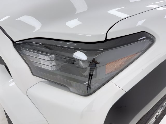 New 2026 Toyota 4Runner SR5 AWD/4WD image 6