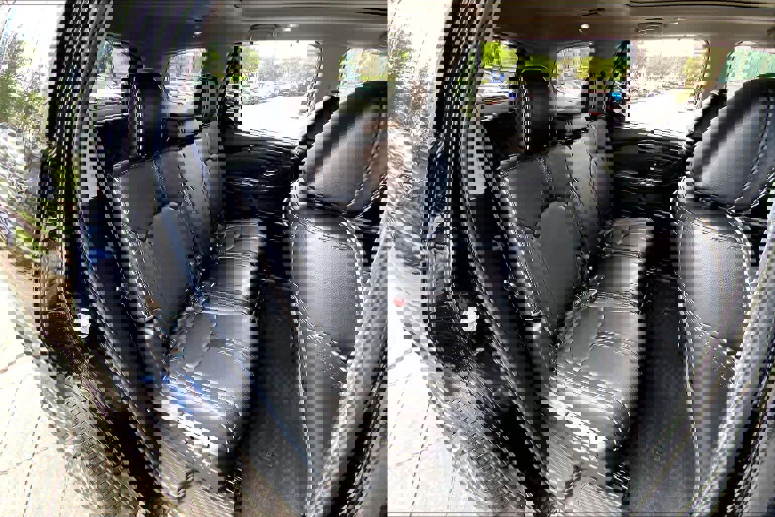 Used 2024 Honda Pilot Elite image 21