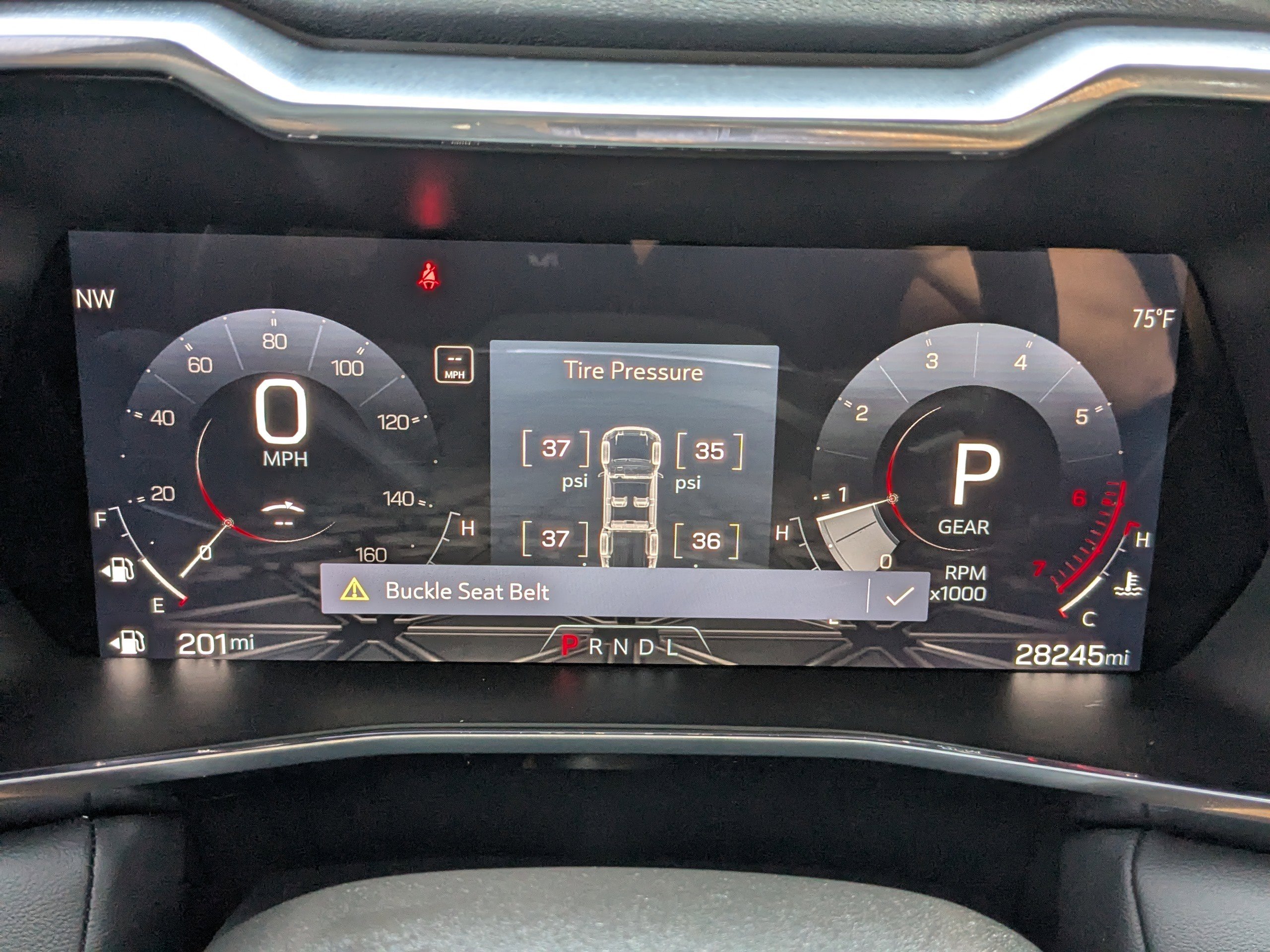 Used 2024 GMC Canyon Elevation w/ Elevation Premium Package image 34