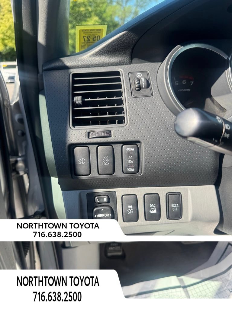 Used 2011 Toyota Tacoma 4x4 Double Cab w/ TRD Off-Road Pkg image 23