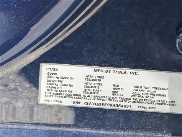 Used 2025 Tesla Model Y Long Range AWD/4WD image 23