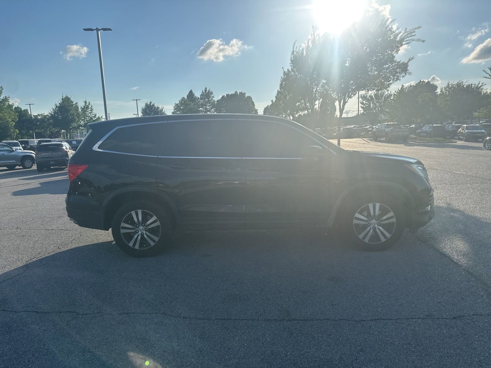 Used 2018 Honda Pilot EX-L image 4