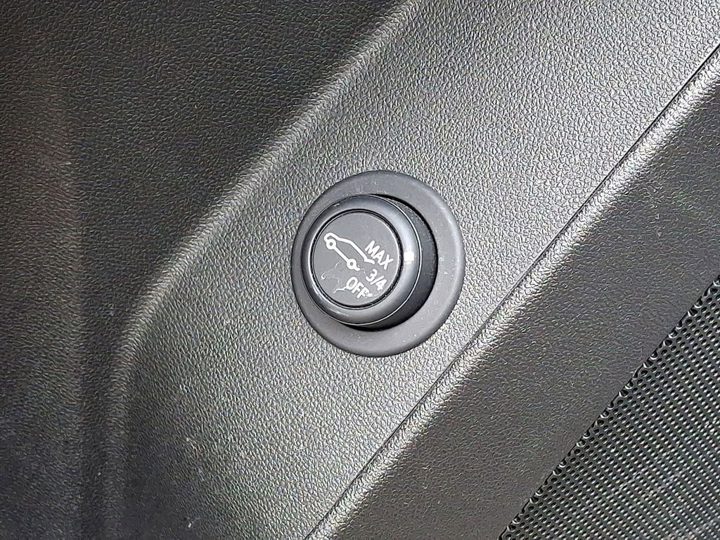 Used 2024 Chevrolet Equinox LT w/ LPO, Floor Liner Package image 25