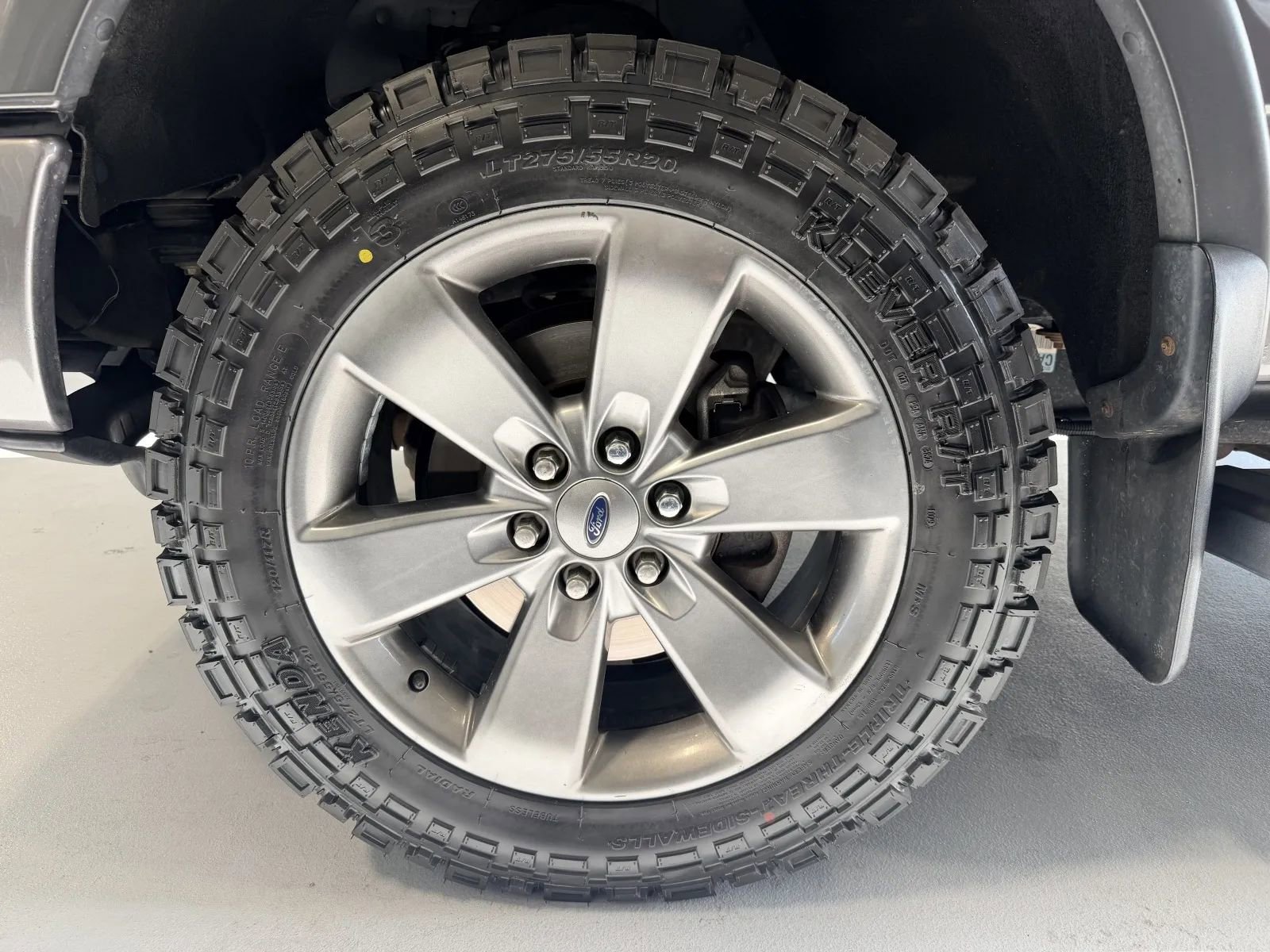 Used 2014 Ford F150 FX4 w/ Equipment Group 402A Luxury AWD/4WD image 38