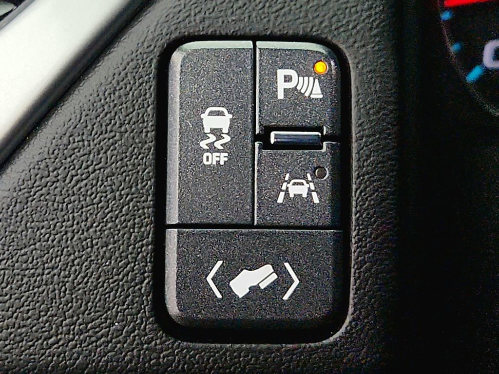 Used 2018 Chevrolet Tahoe LT image 26