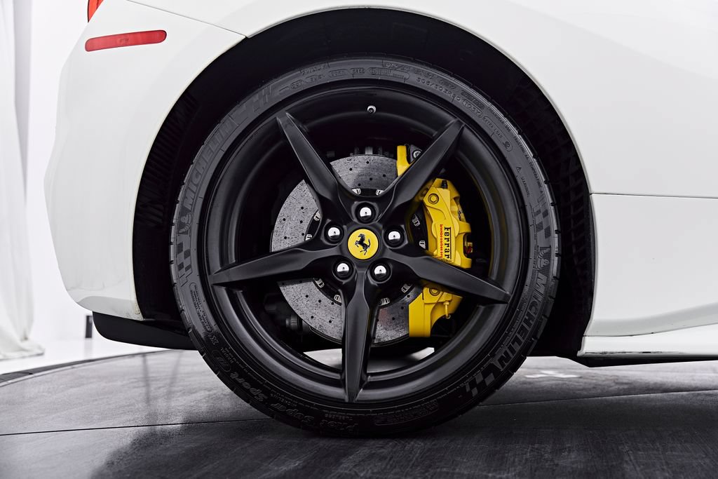 Used 2019 Ferrari 488 Spider RWD image 42