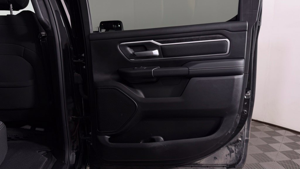 Used 2023 RAM 1500 Big Horn AWD/4WD image 28