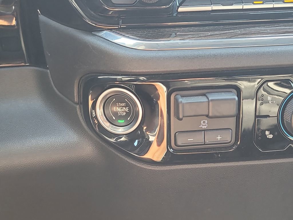 Used 2024 Chevrolet Silverado 1500 LT image 26