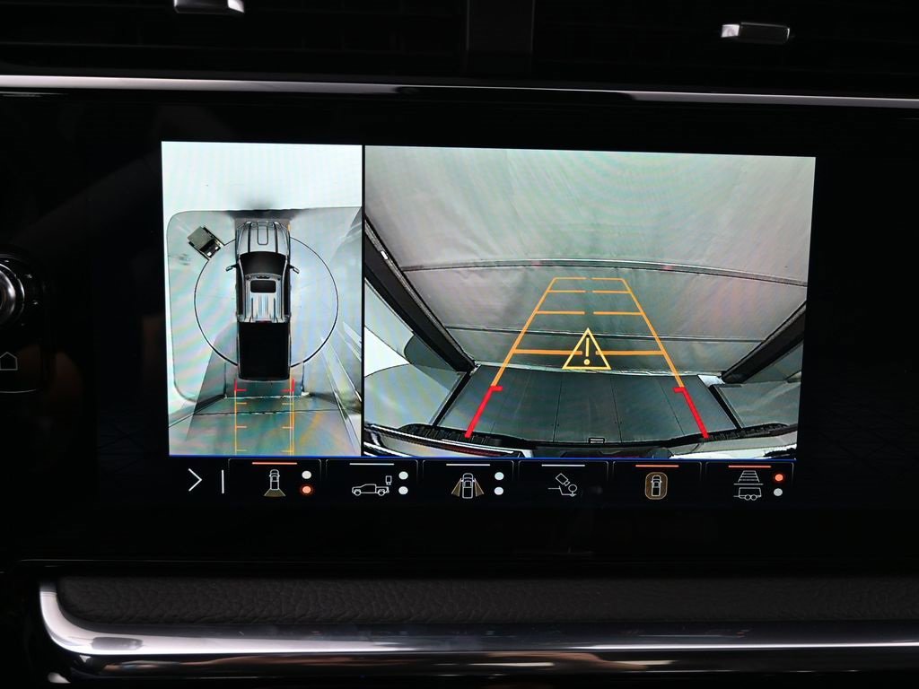 New 2026 GMC Sierra 3500 Denali w/ Denali Reserve Package image 16