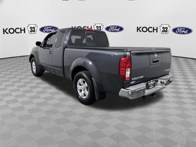 Used 2013 Nissan Frontier SV image 6