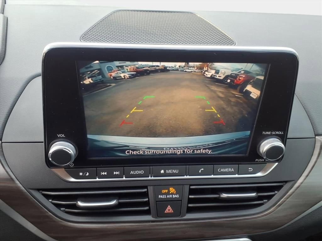 Used 2024 Nissan Altima 2.5 SV image 22