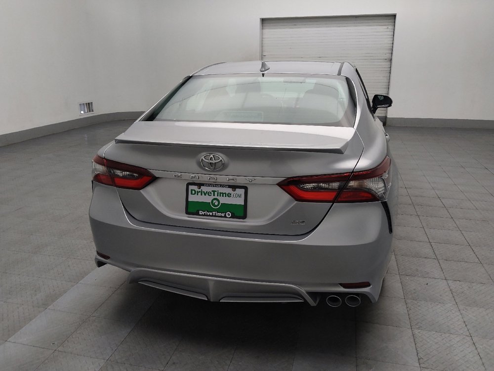 Used 2022 Toyota Camry SE image 7