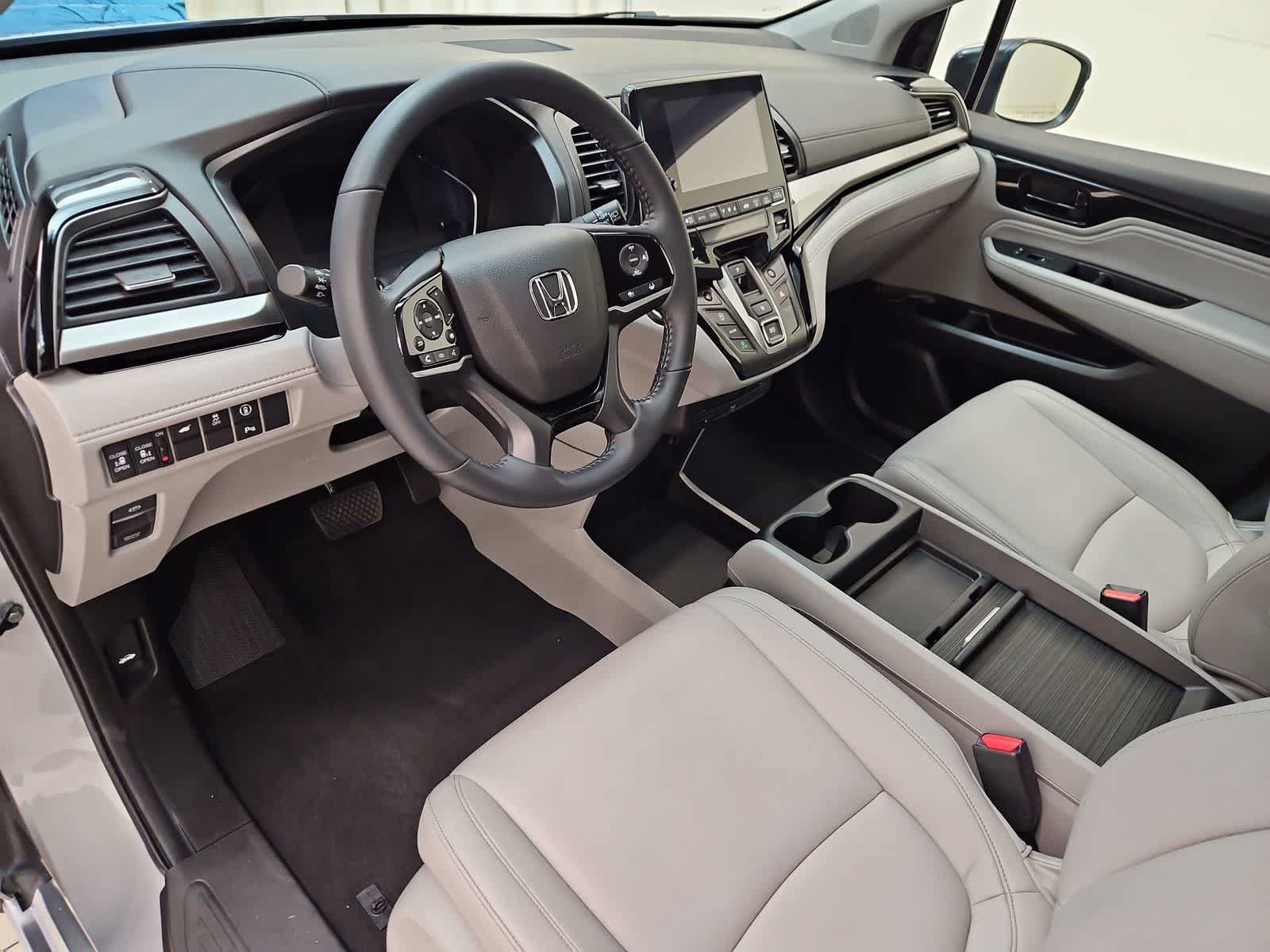 Certified 2023 Honda Odyssey Touring video 2