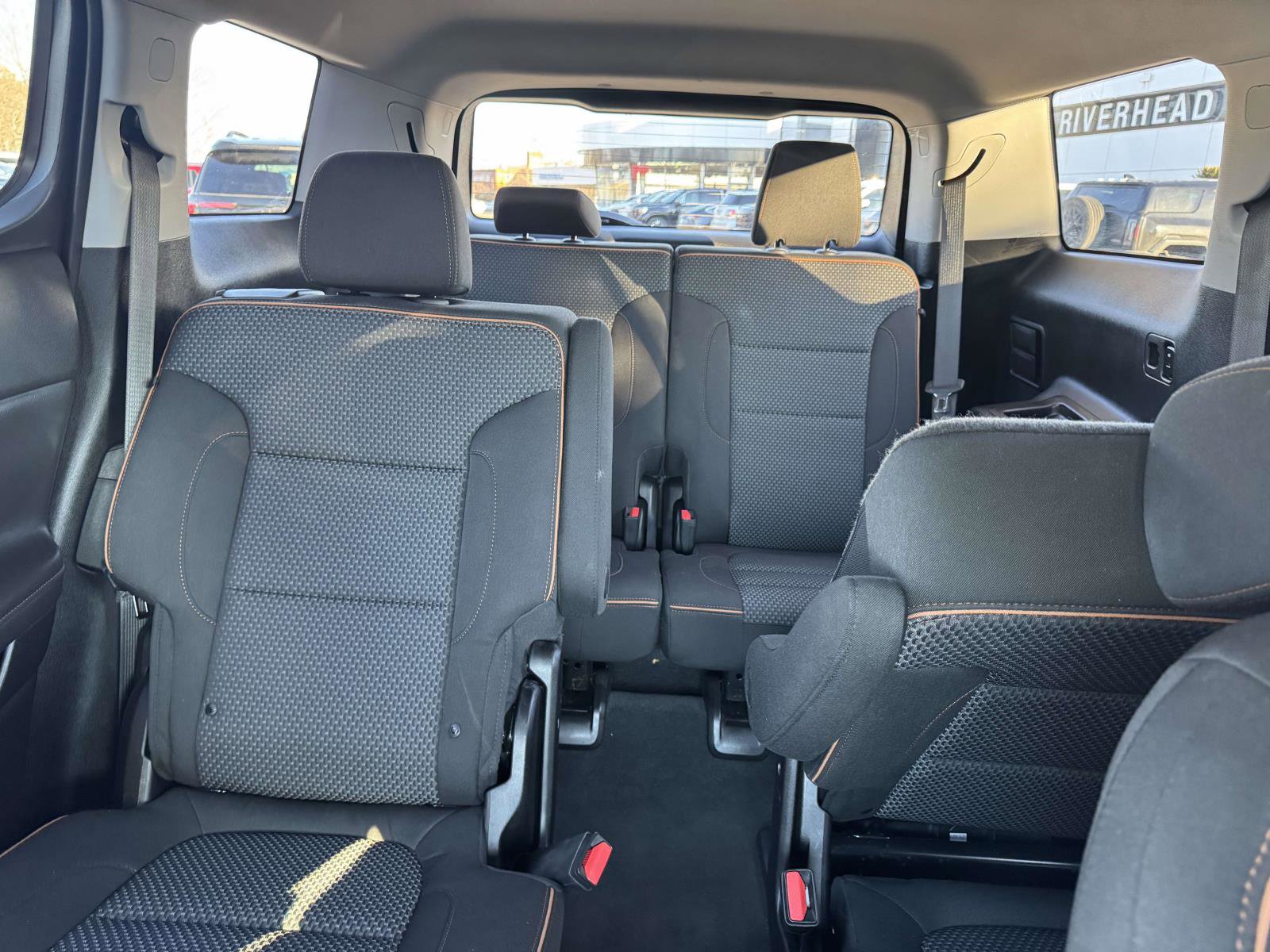 Used 2023 GMC Acadia AT4 image 35