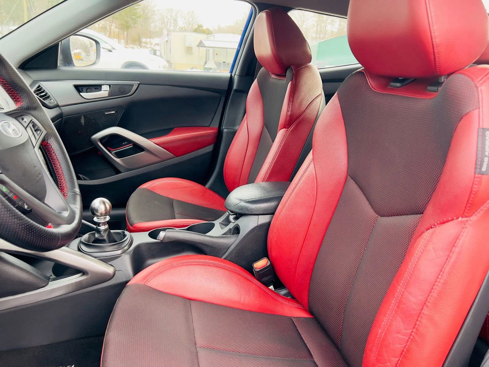 Used 2014 Hyundai Veloster Turbo R-Spec image 17