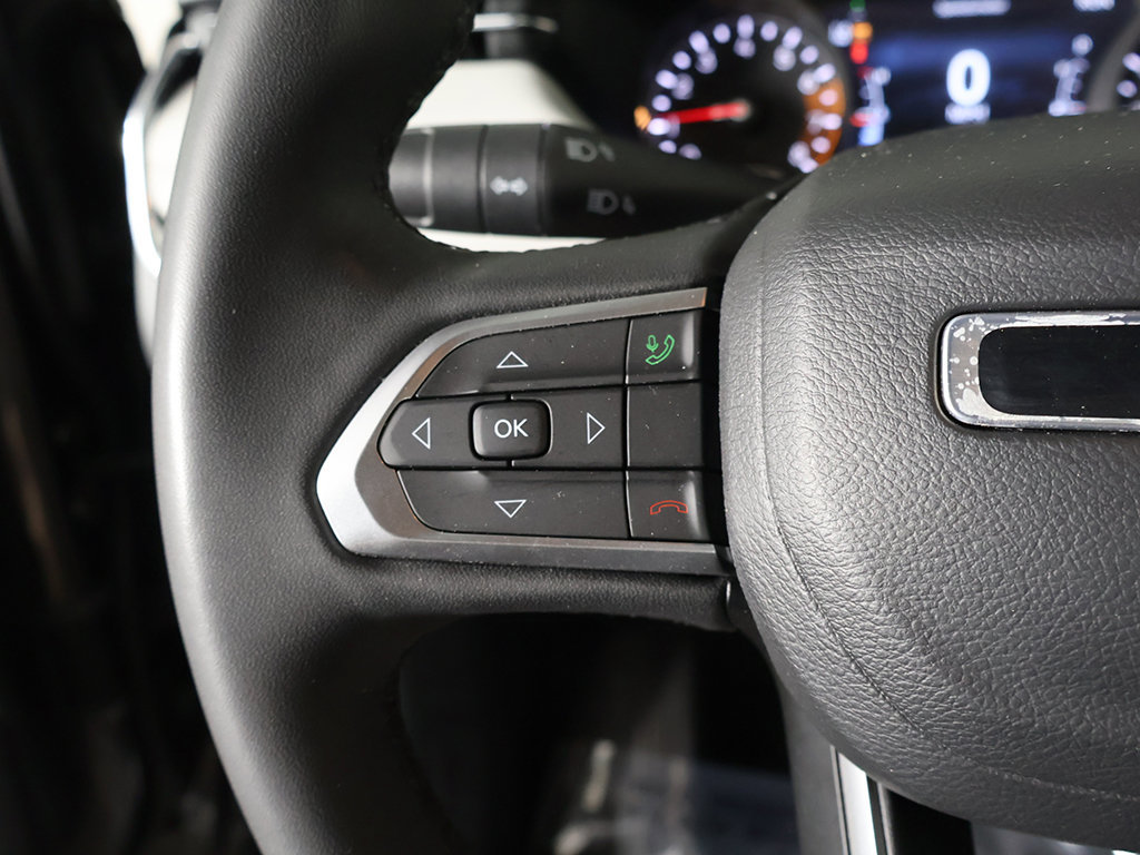 Used 2023 Jeep Compass Limited AWD/4WD image 41