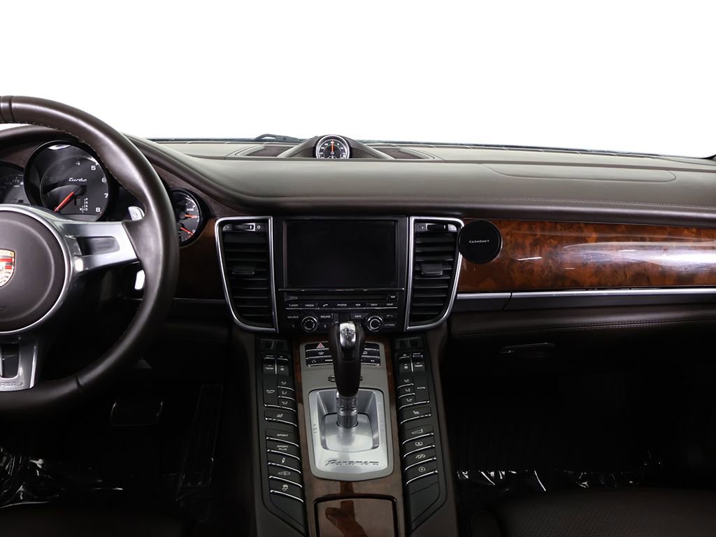 Used 2013 Porsche Panamera AWD/4WD image 38