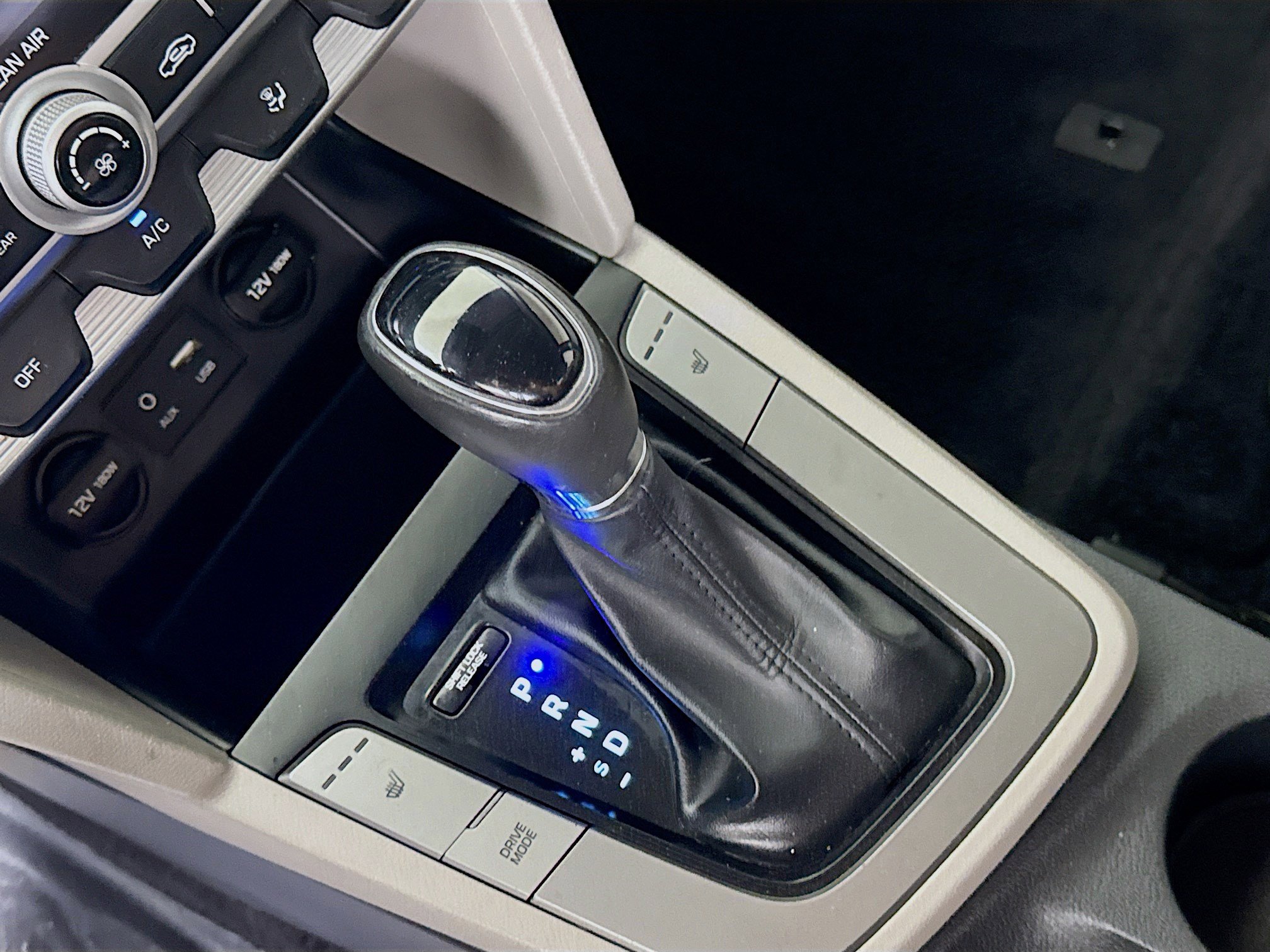 Used 2019 Hyundai Elantra Value Edition image 20