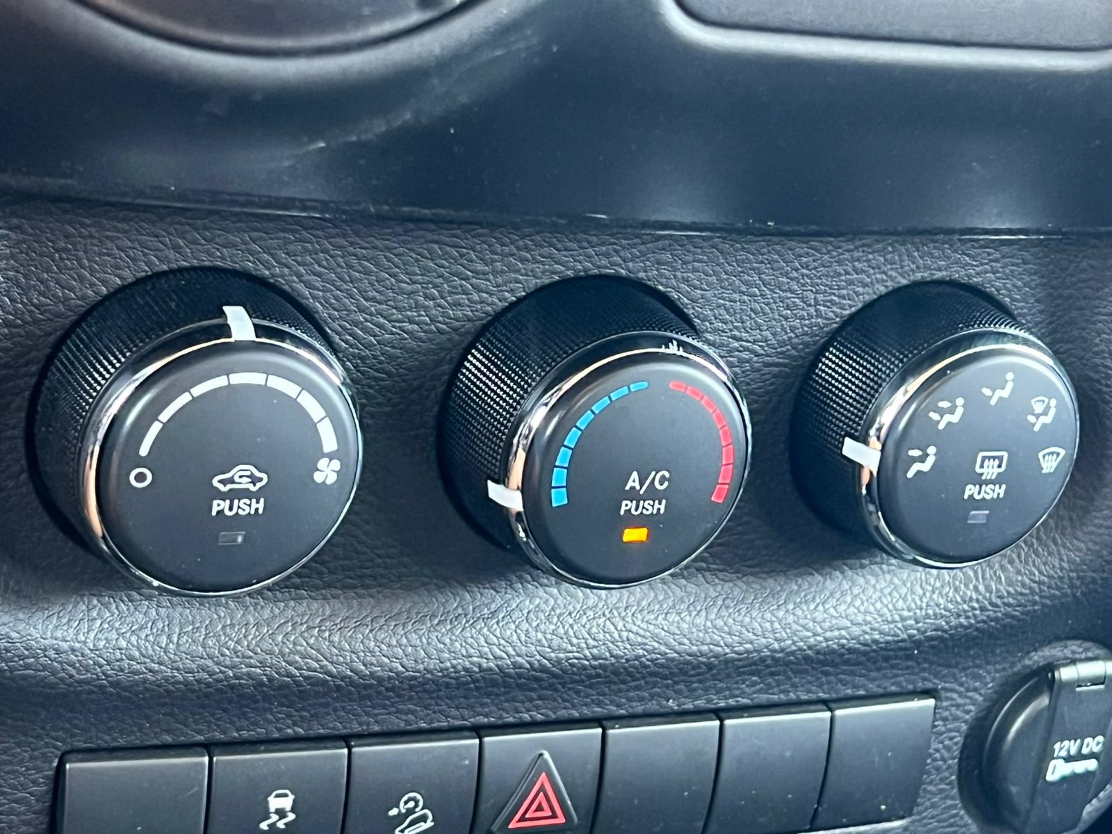 Used 2018 Jeep Wrangler Unlimited Sport AWD/4WD image 22