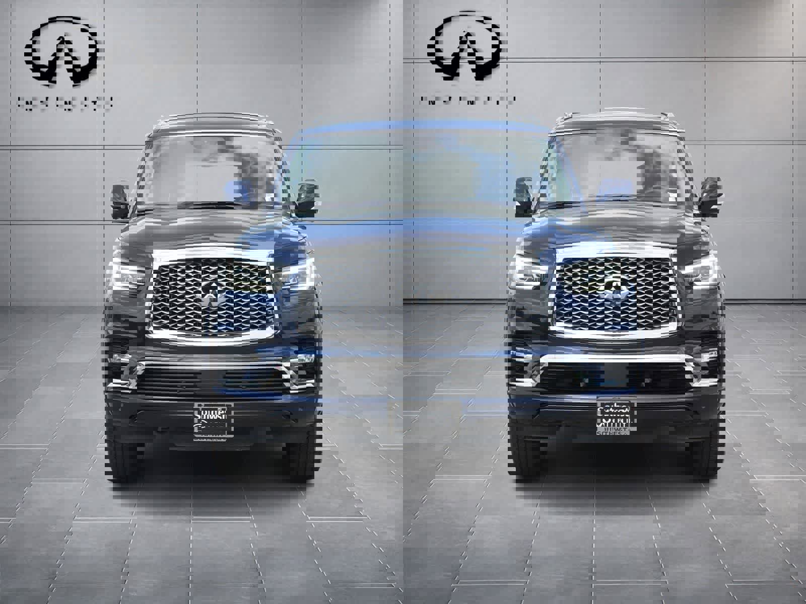 Used 2019 INFINITI QX80 Luxe w/ All-Season Package image 2