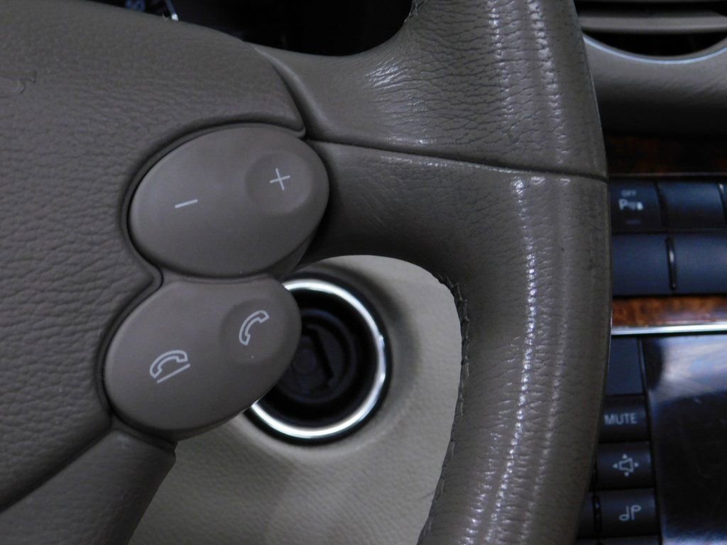 Used 2007 Mercedes-Benz CLK 350 Cabriolet image 52