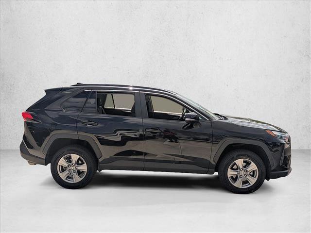 Used 2023 Toyota RAV4 XLE w/ Convenience Package FWD image 4