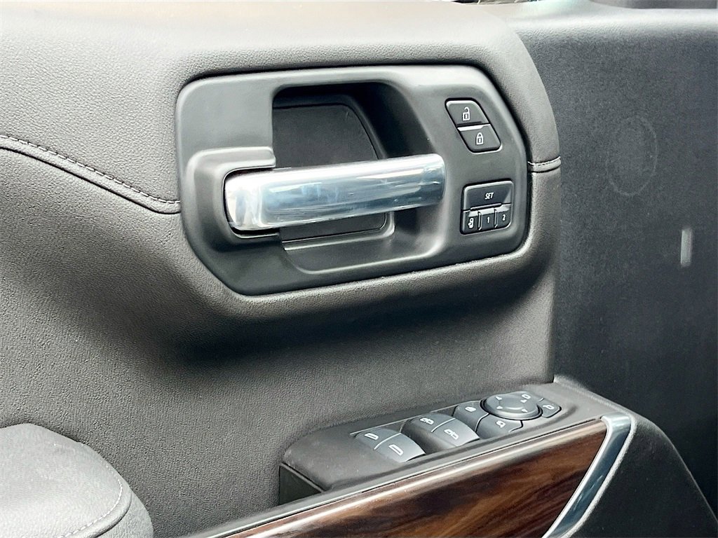 Used 2020 GMC Sierra 1500 SLT image 18