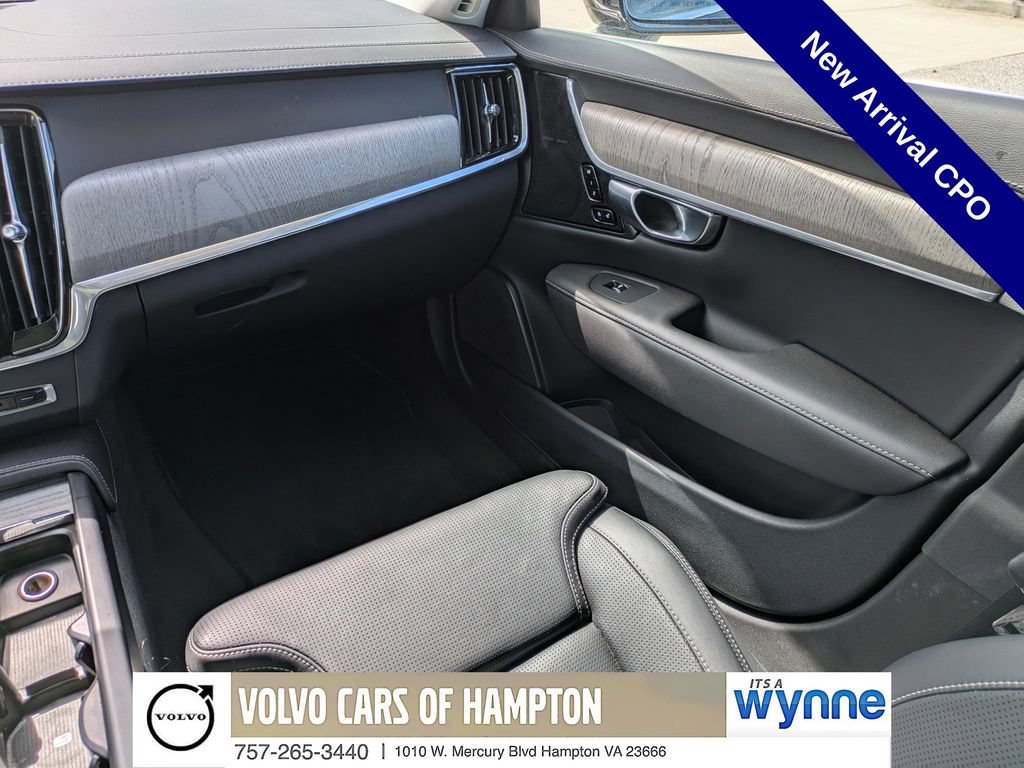 Certified 2025 Volvo S90 B6 Ultra AWD/4WD image 16