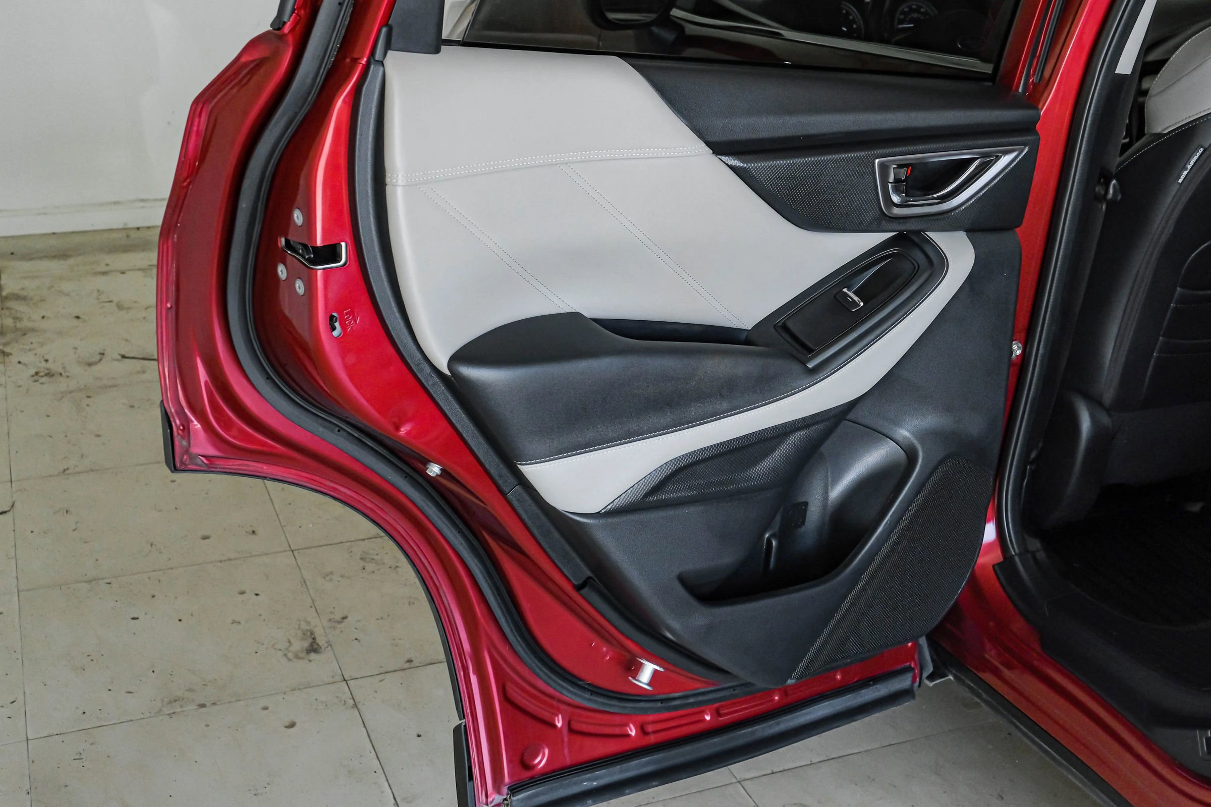 Used 2023 Subaru Forester Limited w/ Popular Package #2 image 39