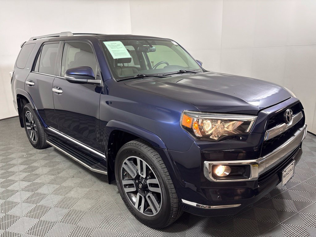 Used 2018 Toyota 4Runner Limited AWD/4WD image 4