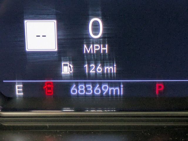 Used 2020 GMC Sierra 1500 AT4 w/ AT4 Premium Package image 16