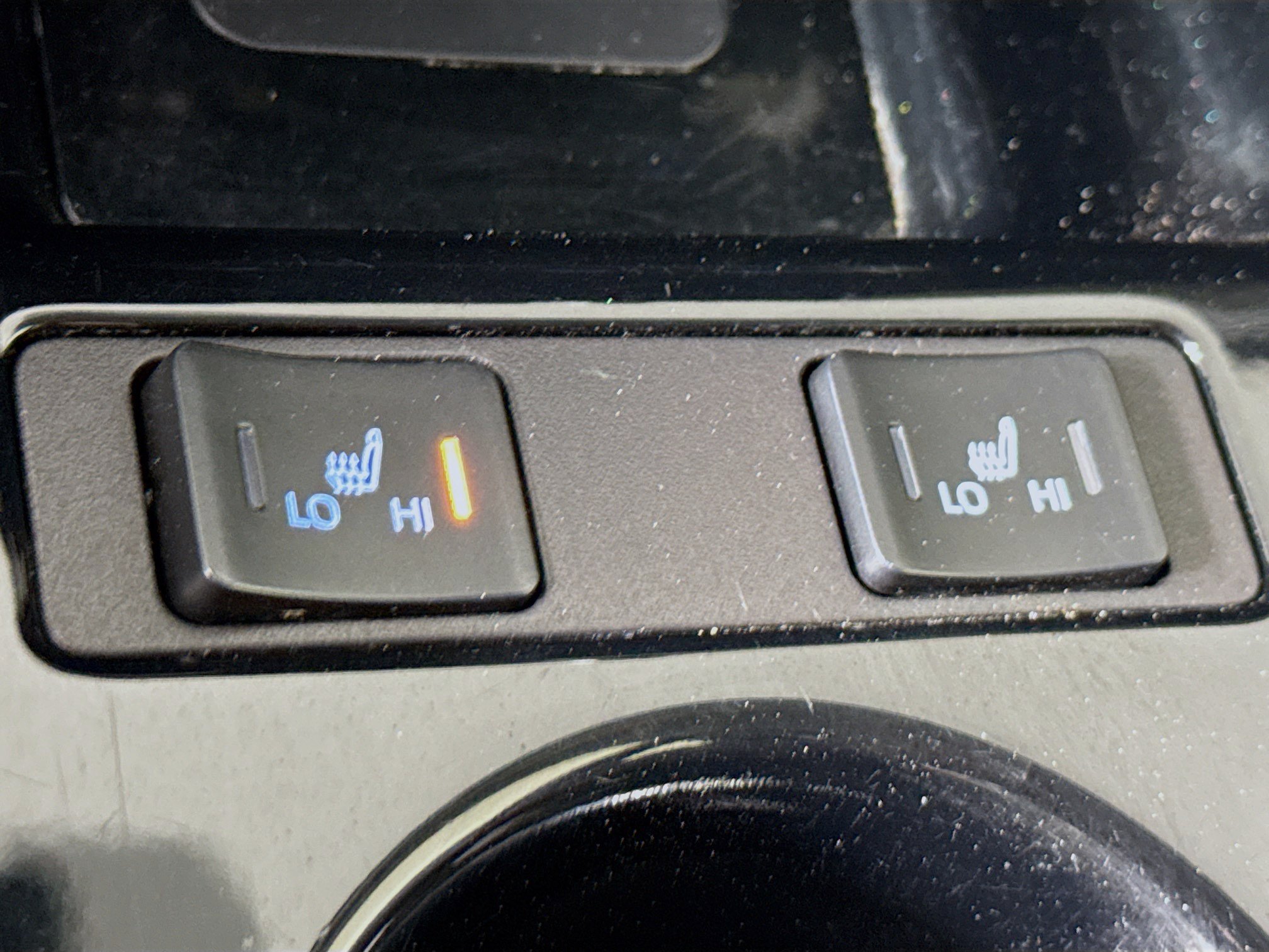 Used 2022 Toyota Prius XLE FWD image 24