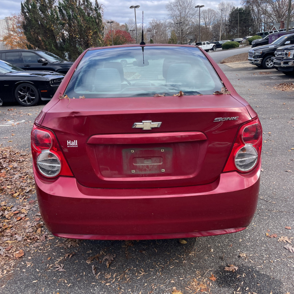 Used 2012 Chevrolet Sonic LS image 3