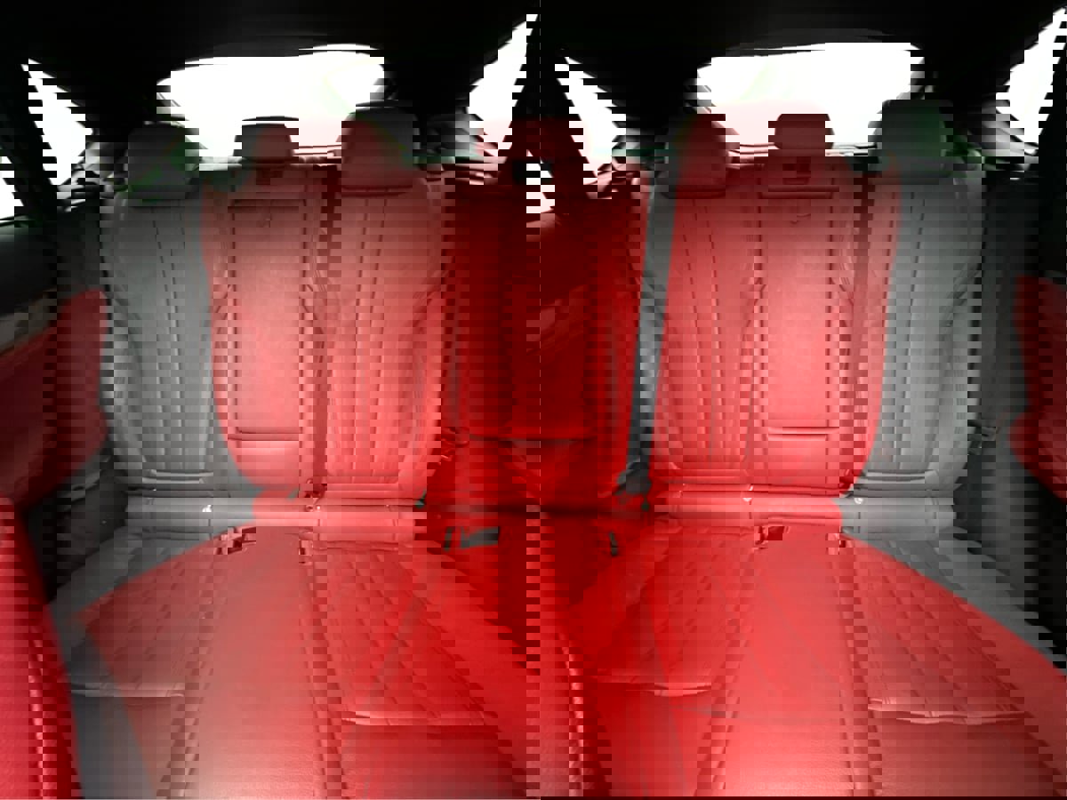 Used 2019 BMW X6 xDrive35i w/ M Sport Package image 22