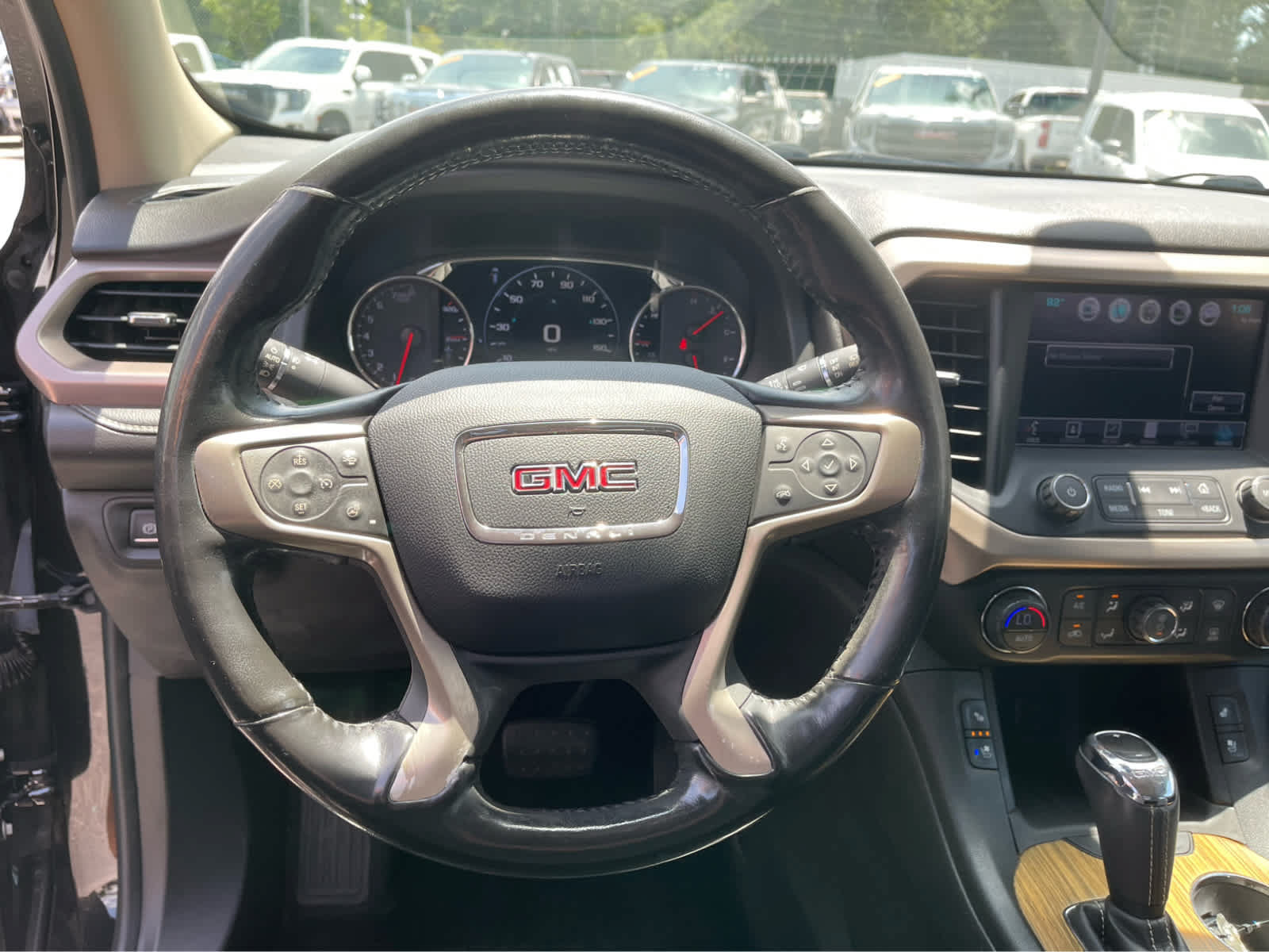 Used 2018 GMC Acadia Denali w/ Technology Package AWD/4WD image 15